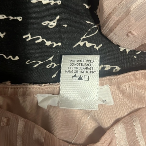 Kirious LA cropped peasant style top, small. NWT, a tan with sparkle - Picture 12 of 12